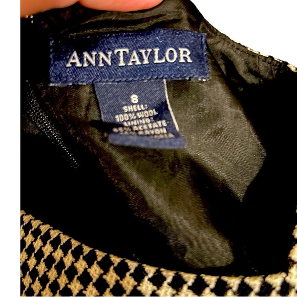 Ann Taylor houndstooth sheath dress in size 8. Fully lined. Like New - Picture 6 of 6